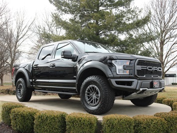 2019 Ford F-150 Raptor   - Photo 4 - Springfield, MO 65802