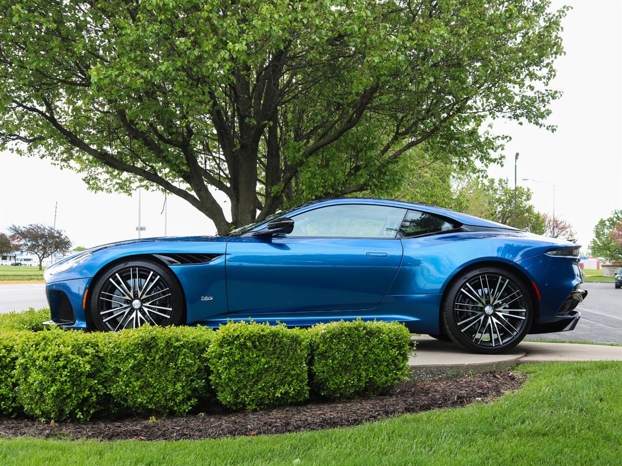 2020 Aston Martin DBS Superleggera Coupe - Photo 35 - Springfield, MO 65802