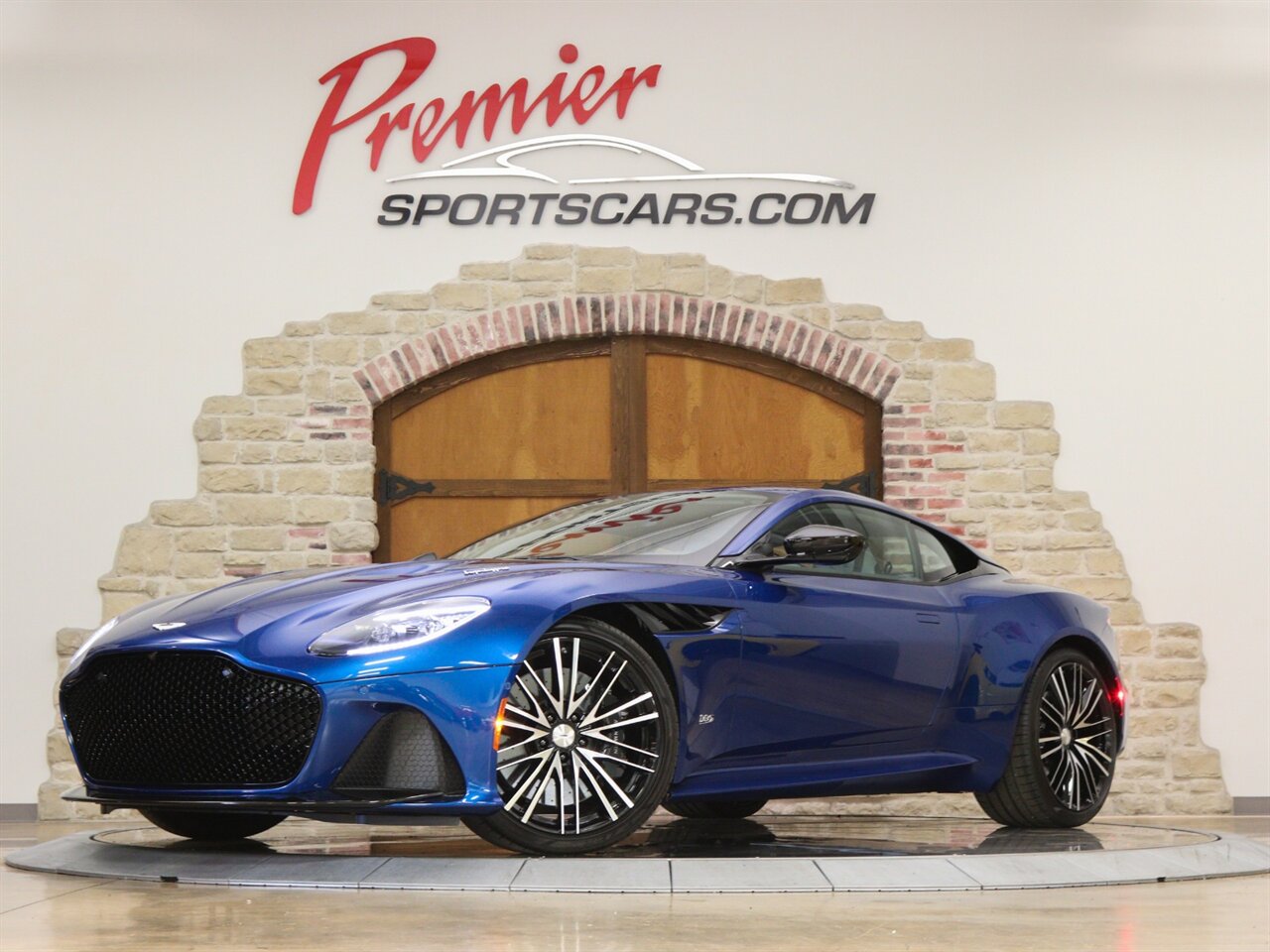 2020 Aston Martin DBS Superleggera Coupe - Photo 1 - Springfield, MO 65802