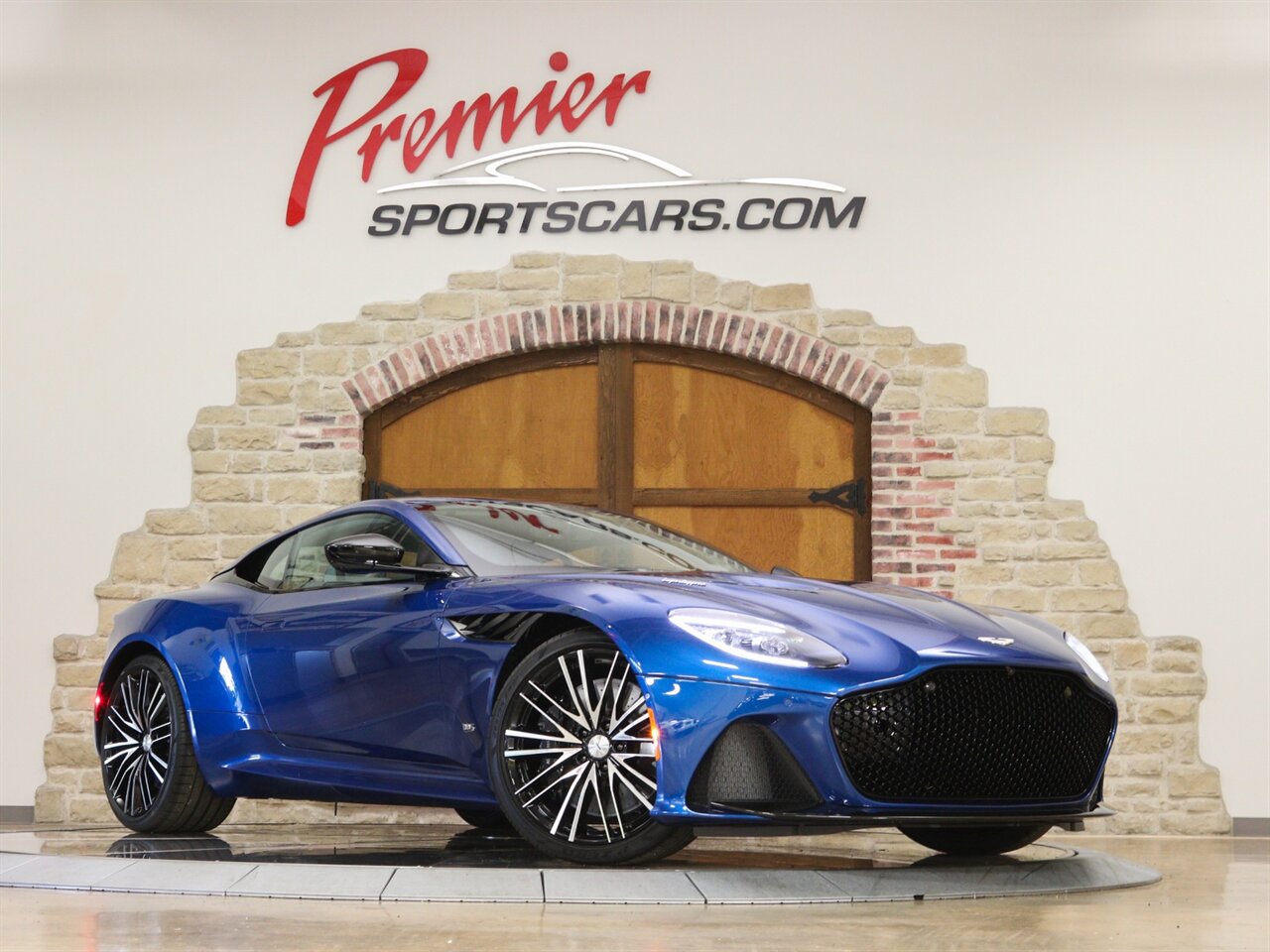 2020 Aston Martin DBS Superleggera Coupe - Photo 4 - Springfield, MO 65802