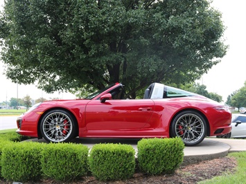 2017 Porsche 911 Targa 4S   - Photo 31 - Springfield, MO 65802