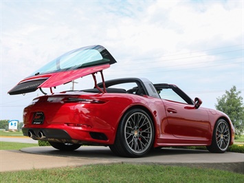 2017 Porsche 911 Targa 4S   - Photo 45 - Springfield, MO 65802