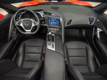 2015 Chevrolet Corvette Z06   - Photo 2 - Springfield, MO 65802