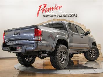 2017 Toyota Tacoma TRD Sport   - Photo 9 - Springfield, MO 65802