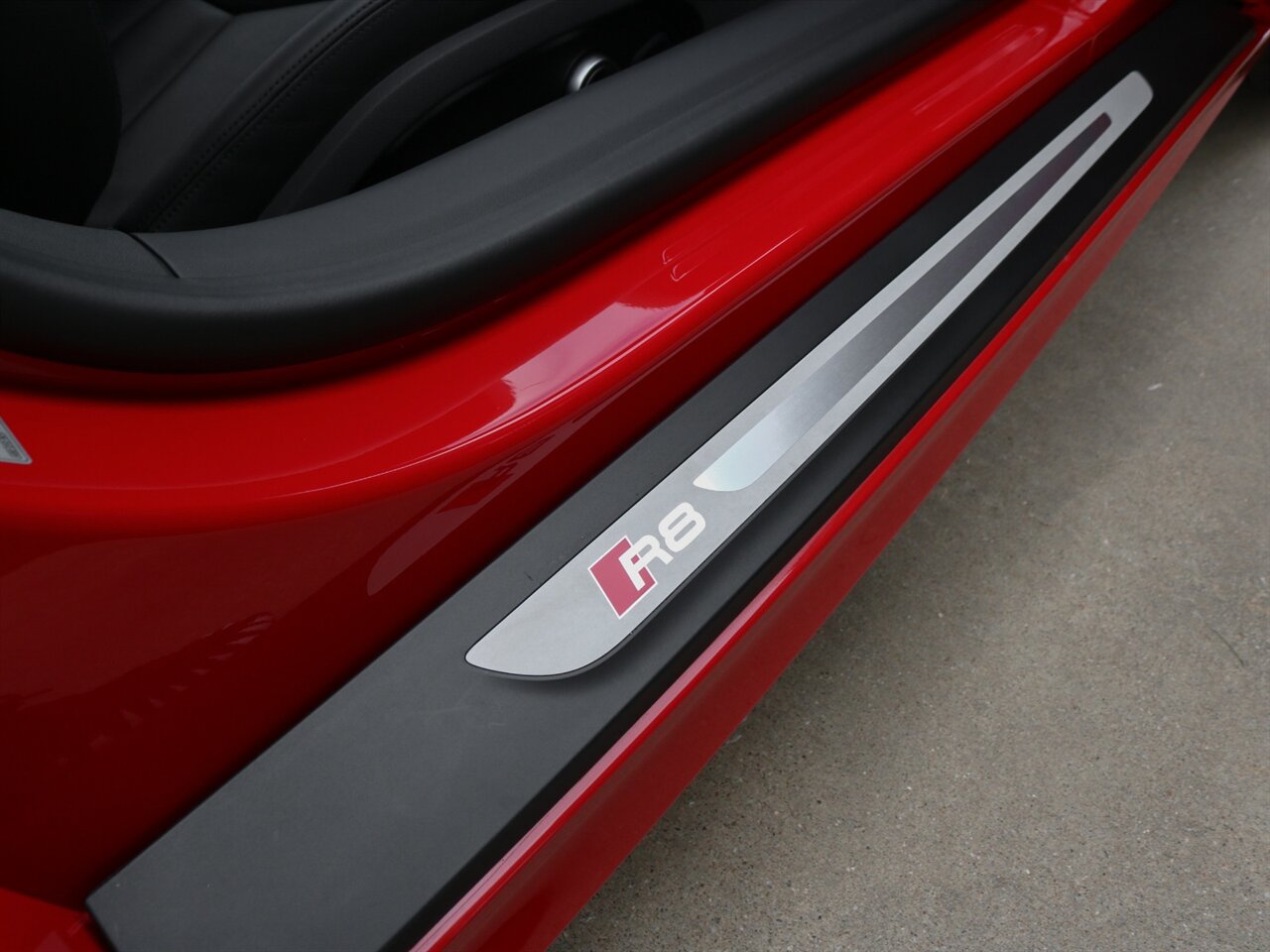 2018 Audi R8 5.2 V10 RWS - Photo 49 - Springfield, MO 65802