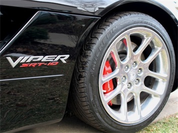 2004 Dodge Viper SRT-10 Mamba Edition   - Photo 24 - Springfield, MO 65802