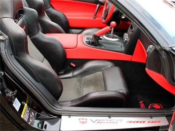 2004 Dodge Viper SRT-10 Mamba Edition   - Photo 18 - Springfield, MO 65802