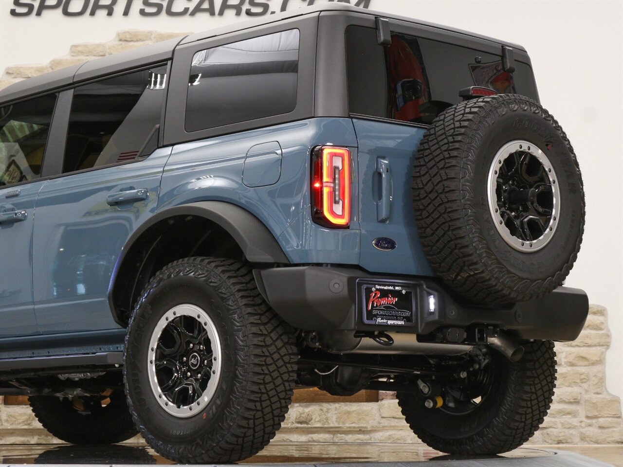 2023 Ford Bronco Outer Banks Advanced Sasquatch Package