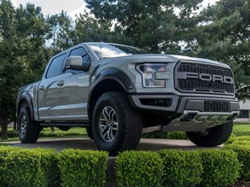 2017 Ford F-150 Raptor   - Photo 4 - Springfield, MO 65802