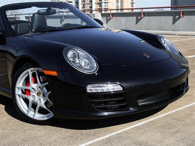 2010 Porsche 911 Carrera S  Cabriolet - Photo 35 - Springfield, MO 65802