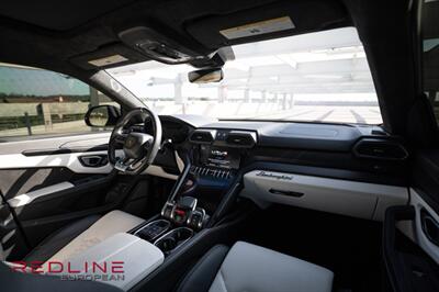 2022 Lamborghini Urus  STARLIGHT HEADLINER! - Photo 12 - San Diego, CA 92126