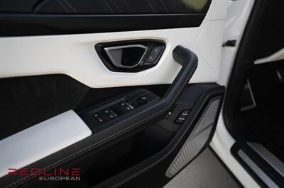 2022 Lamborghini Urus  STARLIGHT HEADLINER! - Photo 23 - San Diego, CA 92126