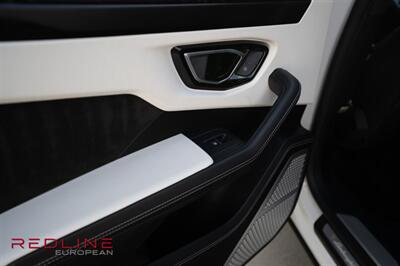 2022 Lamborghini Urus  STARLIGHT HEADLINER! - Photo 26 - San Diego, CA 92126