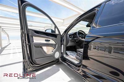 2023 Bentley Bentayga V8 - Photo 12 - San Diego, CA 92126