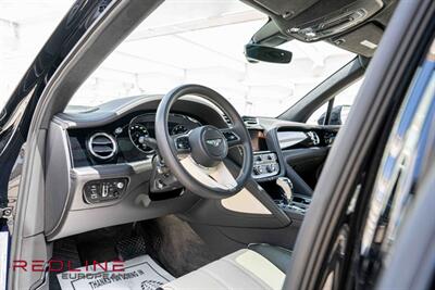 2023 Bentley Bentayga V8 - Photo 13 - San Diego, CA 92126