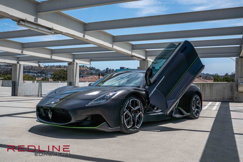 2022 Maserati MC20   - Photo 1 - San Diego, CA 92126