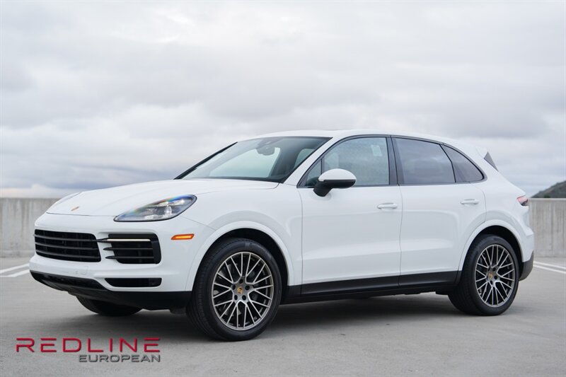 2023 Porsche Cayenne Platinum Edition's photo