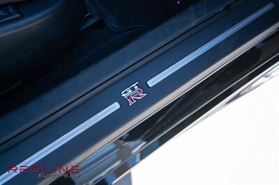2020 Nissan GT-R Premium  CARBONFIBER UPGRADES! - Photo 23 - San Diego, CA 92126