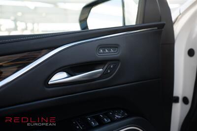 2024 Cadillac Escalade ESV Premium Luxury   - Photo 19 - San Diego, CA 92126