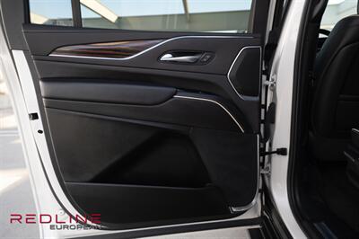 2024 Cadillac Escalade ESV Premium Luxury   - Photo 21 - San Diego, CA 92126