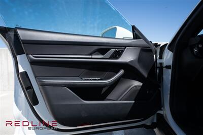2021 Porsche Taycan   - Photo 15 - San Diego, CA 92126