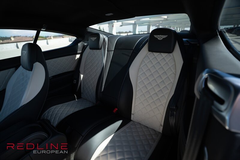 2017 Bentley Continental GT V8 photo 16