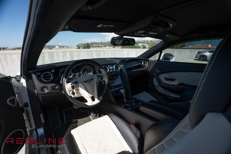 2017 Bentley Continental GT V8 photo 4