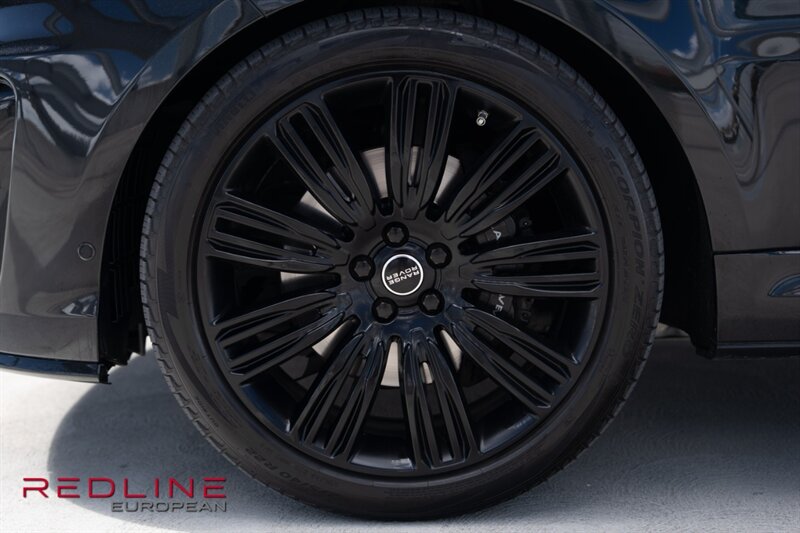 2021 Land Rover Range Rover Sport SVR photo 43
