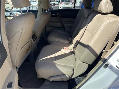 2013 Toyota Highlander Limited   - Photo 12 - St. George, UT 84770