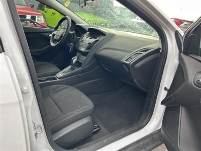 2016 Ford Focus SE - Photo 9 - St. George, UT 84770