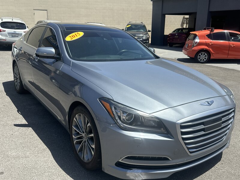 2015 Hyundai Genesis 3.8 AWD's photo