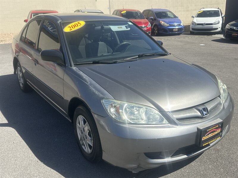 Gray 2005 Honda Civic SE Sedan 4-Speed Automatic