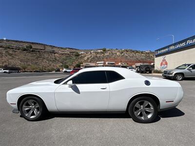 2016 Dodge Challenger SXT   - Photo 4 - St. George, UT 84770