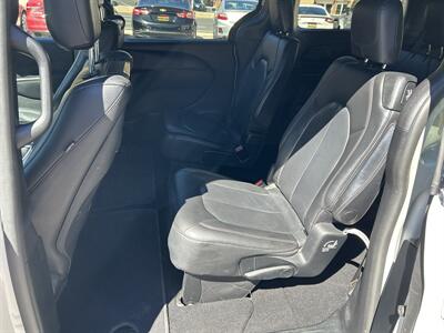 2020 Chrysler Pacifica Touring L Plus   - Photo 11 - St. George, UT 84770