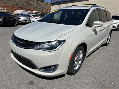 2020 Chrysler Pacifica Touring L Plus   - Photo 3 - St. George, UT 84770