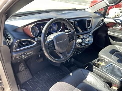 2020 Chrysler Pacifica Touring L Plus   - Photo 10 - St. George, UT 84770