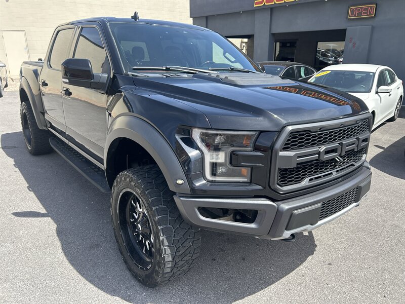 2020 Ford F-150 Raptor  