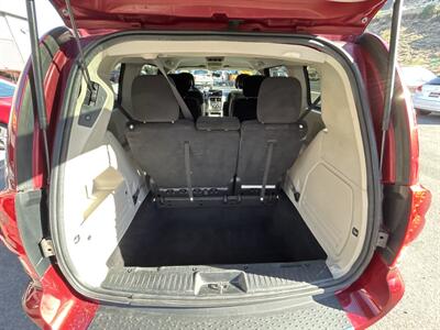 2016 Dodge Grand Caravan SXT   - Photo 11 - St. George, UT 84770