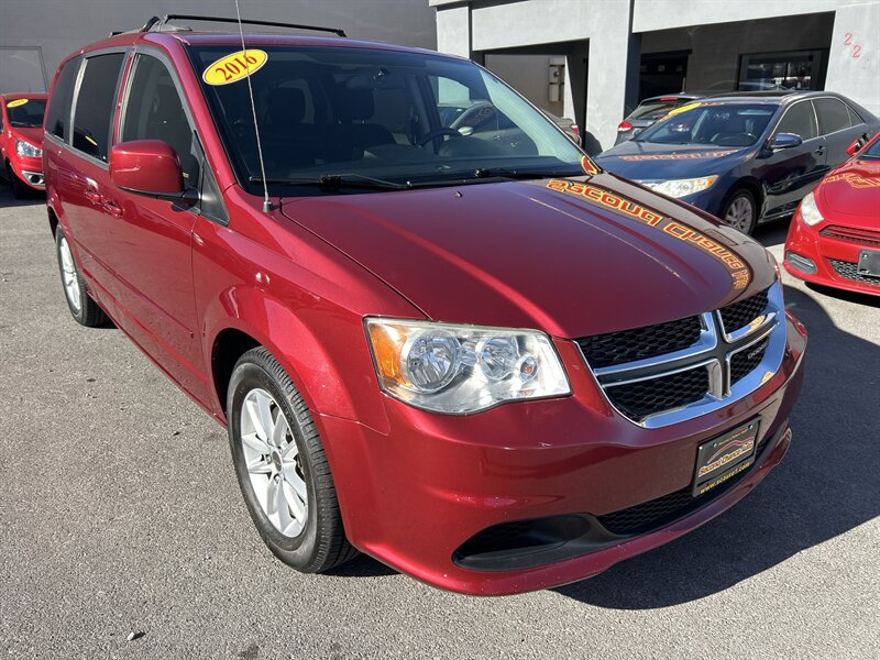 2016 Dodge Grand Caravan SXT's photo