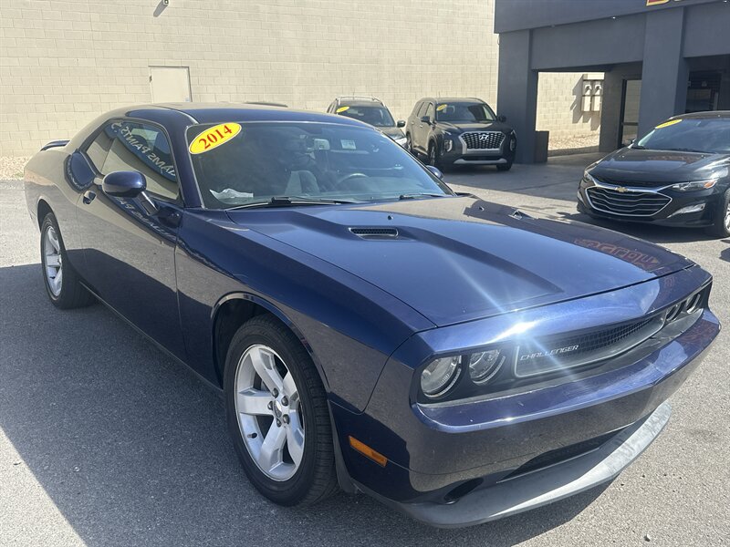 2014 Dodge Challenger SXT   - Photo 1 - St. George, UT 84770