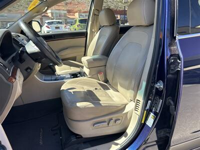 2011 Hyundai Veracruz Limited   - Photo 10 - St. George, UT 84770