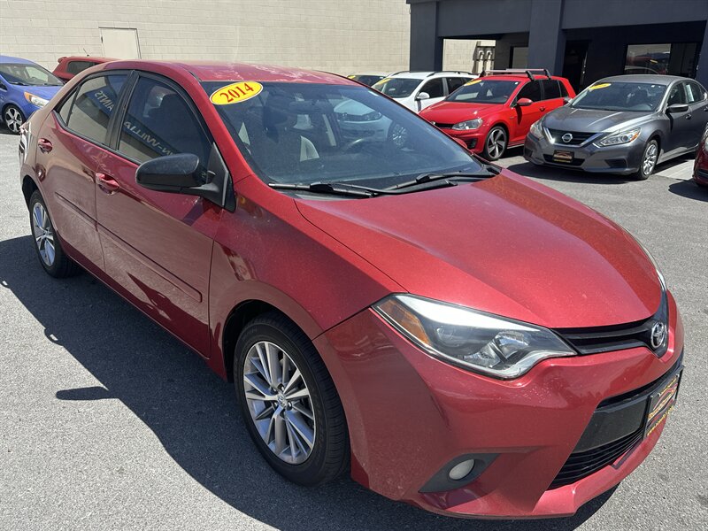 2014 Toyota Corolla LE Plus AT's photo
