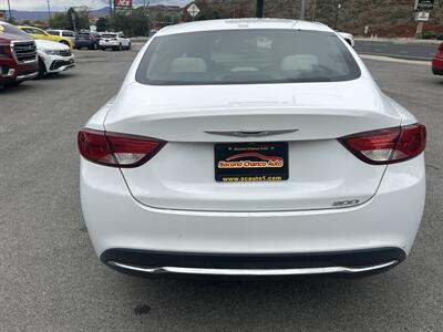 2015 Chrysler 200 Limited   - Photo 5 - St. George, UT 84770