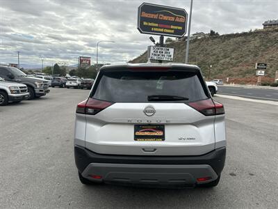 2023 Nissan Rogue SV - Photo 5 - St. George, UT 84770