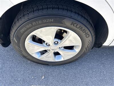 2014 Kia Soul   - Photo 9 - St. George, UT 84770