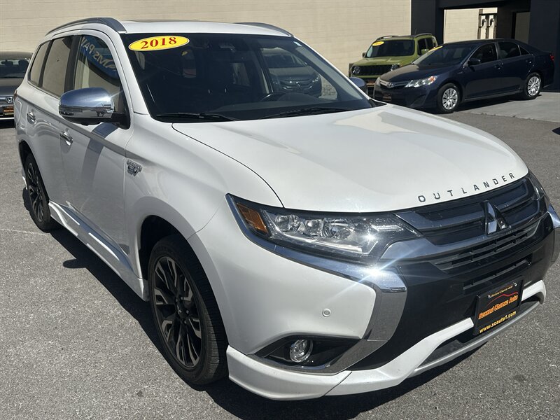 2018 Mitsubishi Outlander PHEV GT  