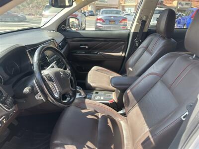 2018 Mitsubishi Outlander PHEV GT   - Photo 7 - St. George, UT 84770