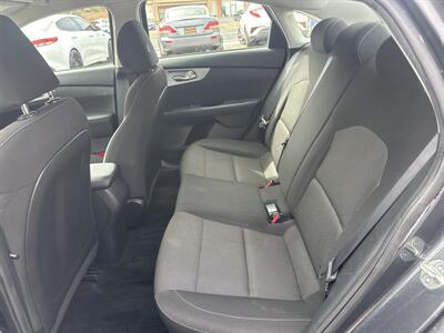 2023 Kia Forte LXS   - Photo 10 - St. George, UT 84770