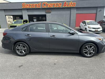 2023 Kia Forte LXS   - Photo 8 - St. George, UT 84770