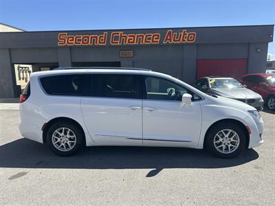 2020 Chrysler Pacifica Touring L - Photo 7 - St. George, UT 84770